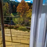 Zagorzanka Rehabilitacyjno-rekreacyjny Sis Dziadkowiec - Spolka Jawna Penzion 4*