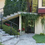Zagorzanka Rehabilitacyjno-rekreacyjny Sis Dziadkowiec - Spolka Jawna 4*