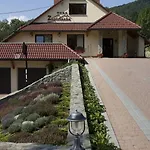 Penzion Zagorzanka Rehabilitacyjno-rekreacyjny Sis Dziadkowiec - Spolka Jawna Mszana Dolna